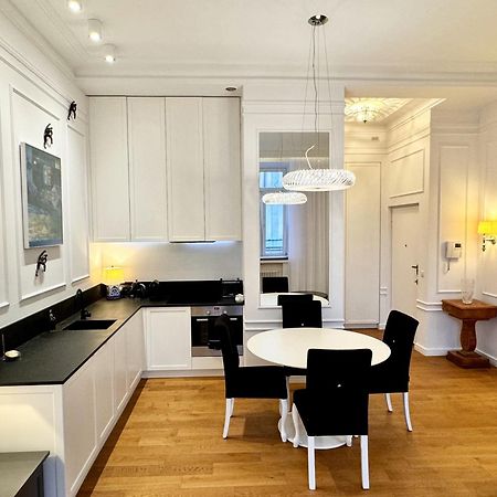 Mondrian Luxury Suites & Apartments Old Town ワルシャワ エクステリア 写真