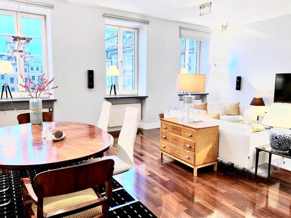 Mondrian Luxury Suites & Apartments Old Town ワルシャワ エクステリア 写真