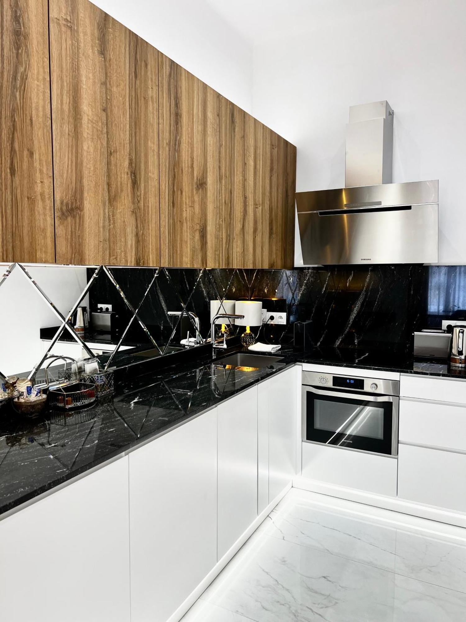 Mondrian Luxury Suites & Apartments Old Town ワルシャワ 部屋 写真
