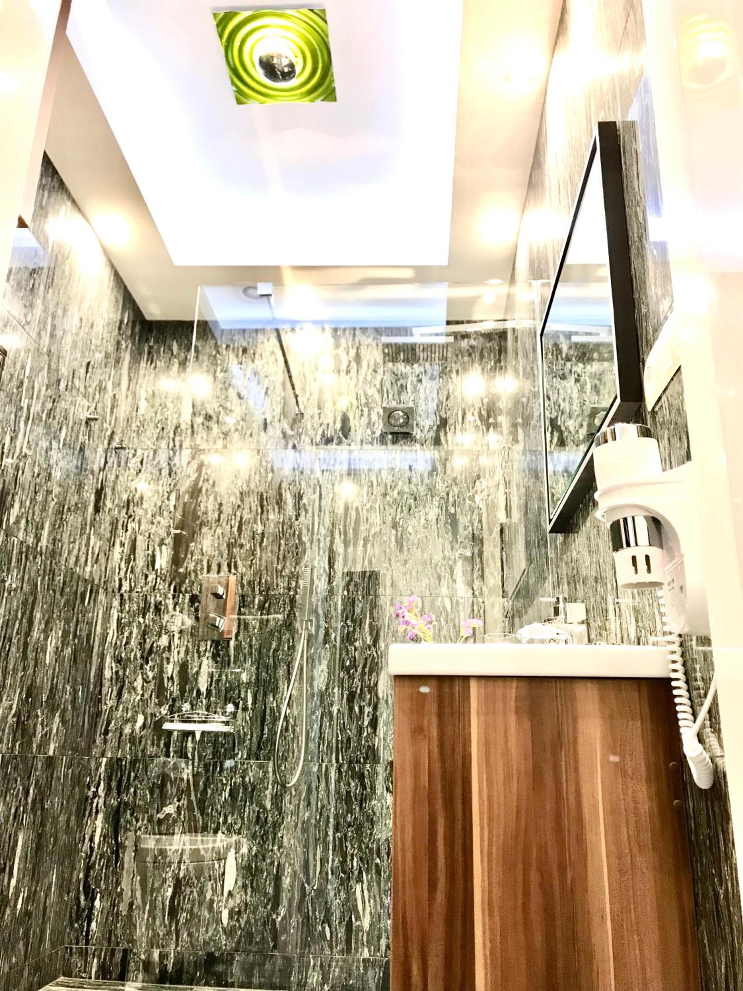 Mondrian Luxury Suites & Apartments Old Town ワルシャワ 部屋 写真